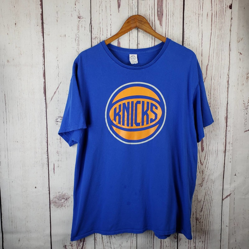 Knicks Basketball T Shirt Mens Size XL Short Sleeve Cotton Blue